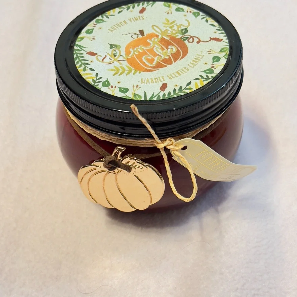 HAVEN STREET CANDLE Co. Pumpkin Cake 13.6 oz Warmly Scented Wooden Wick Candle
